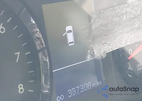 2015 Toyota Sienna Le 8 Passenger z USA, uszkodzony, nr VIN 5TDKK3DC9FS618254